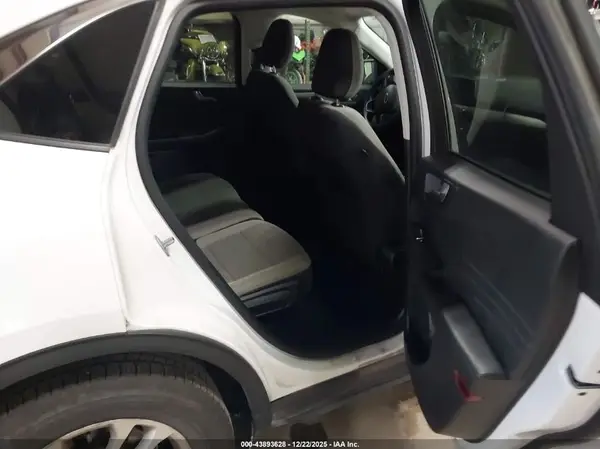 1FMCU0G60MUA90451 2021 FORD ESCAPE - Image 8