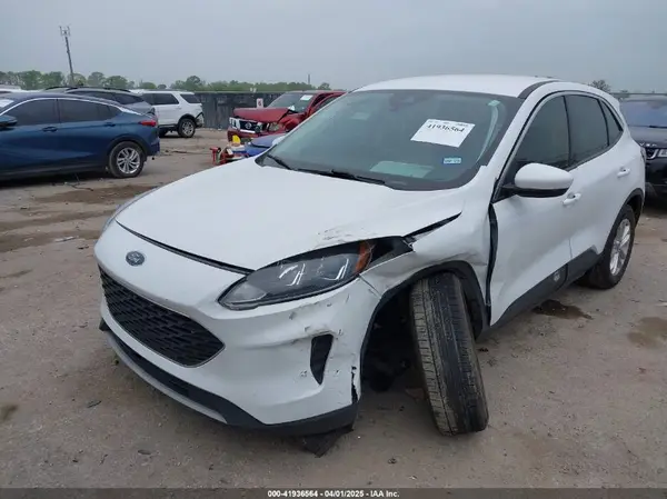 1FMCU0G60MUA90773 2021 FORD ESCAPE - Image 2