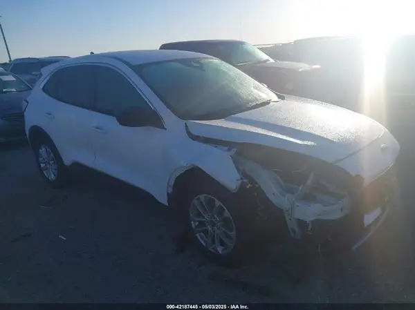 1FMCU0G60NUA62683 2022 FORD ESCAPE - Image 1