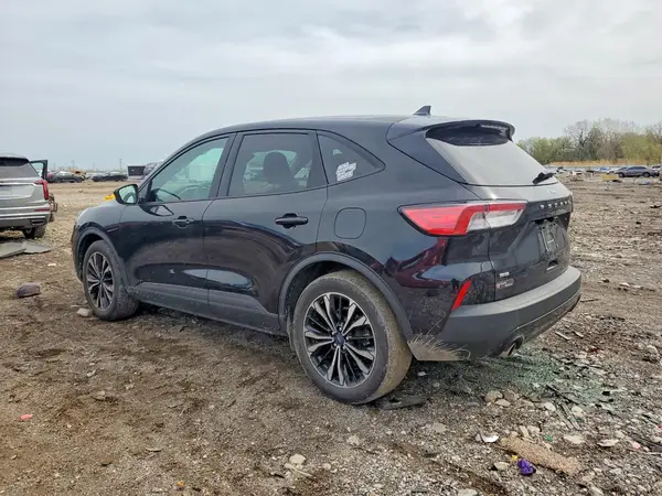 1FMCU0G60NUA88054 2022 FORD ESCAPE - Image 2