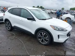 1FMCU0G60NUB13180 2022 FORD ESCAPE