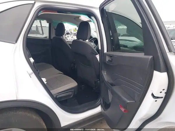 1FMCU0G61NUA47254 2022 FORD ESCAPE - Image 8