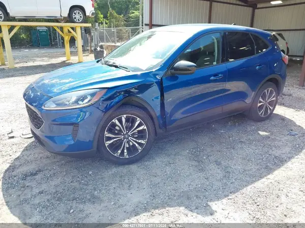 1FMCU0G61NUB22079 2022 FORD ESCAPE - Image 2