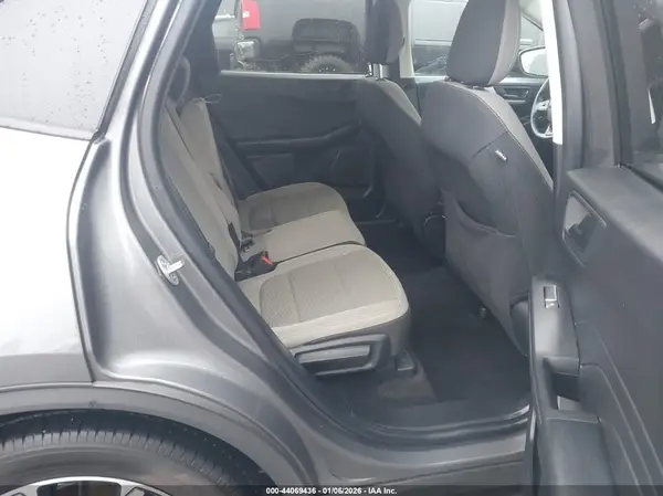 1FMCU0G61NUB53140 2022 FORD ESCAPE - Image 8