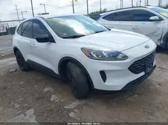 1FMCU0G61NUB94173 2022 FORD ESCAPE