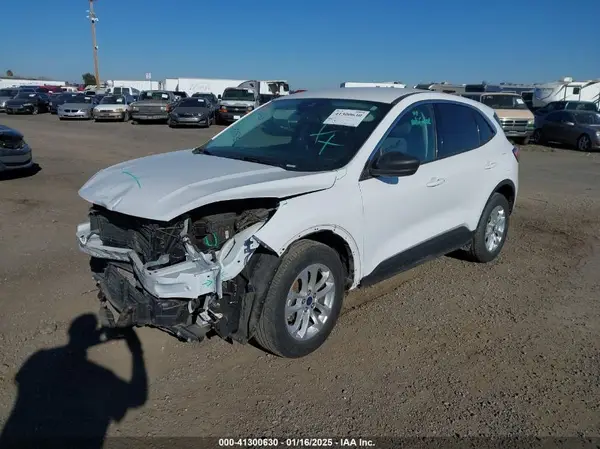 1FMCU0G62NUA62474 2022 FORD ESCAPE - Image 2