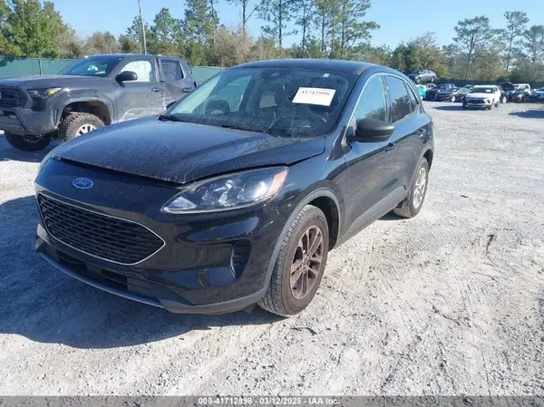 1FMCU0G62NUA67383 2022 FORD ESCAPE - Image 2