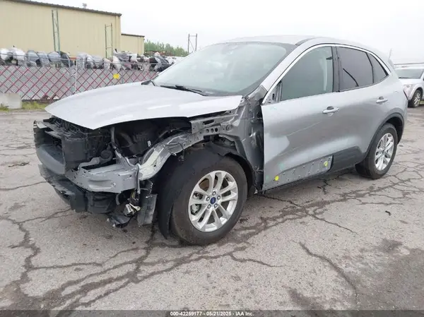 1FMCU0G62NUB32670 2022 FORD ESCAPE - Image 2