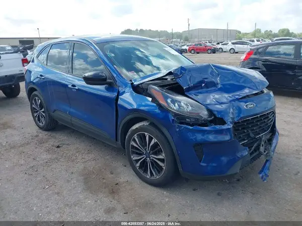 1FMCU0G62NUB92870 2022 FORD ESCAPE - Image 1