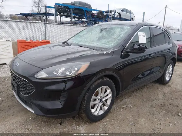 1FMCU0G63LUA49486 2020 FORD ESCAPE - Image 2