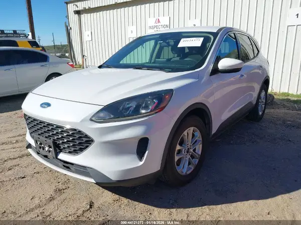 1FMCU0G63LUA81712 2020 FORD ESCAPE - Image 2