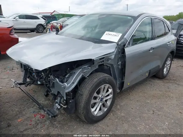1FMCU0G63NUA89568 2022 FORD ESCAPE - Image 2