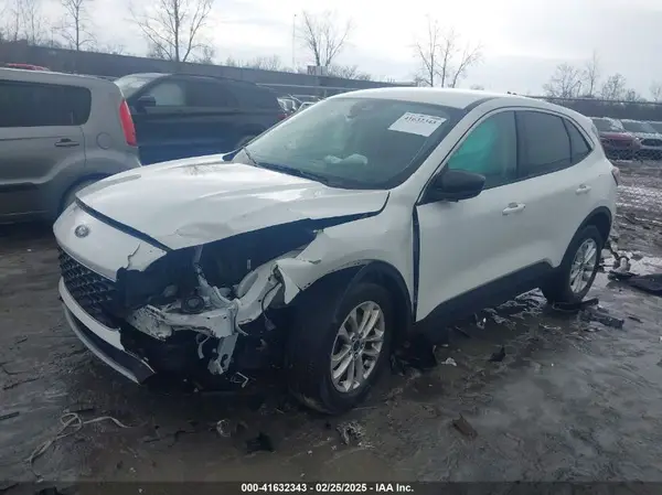 1FMCU0G63NUB81456 2022 FORD ESCAPE - Image 2