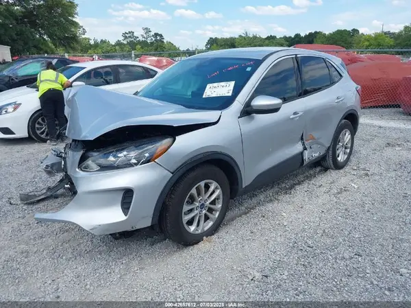 1FMCU0G64LUA23852 2020 FORD ESCAPE - Image 2