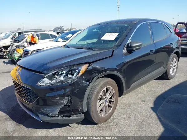 1FMCU0G64NUB50541 2022 FORD ESCAPE - Image 2