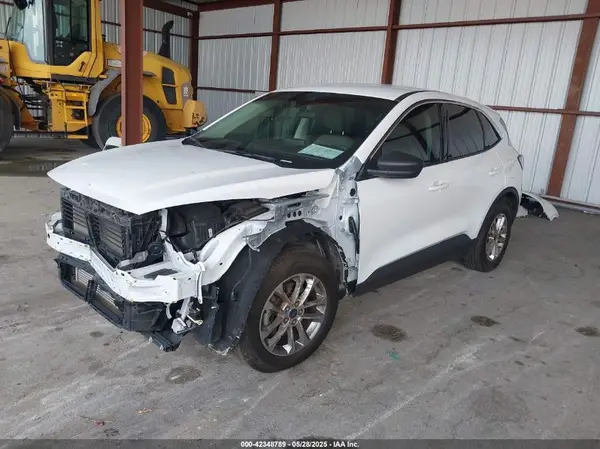 1FMCU0G64NUB81742 2022 FORD ESCAPE - Image 2