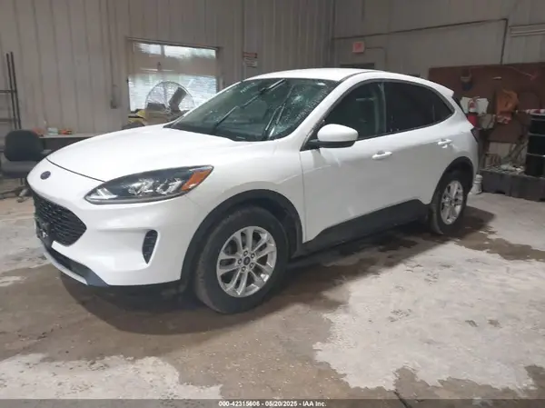 1FMCU0G65LUB13267 2020 FORD ESCAPE - Image 2