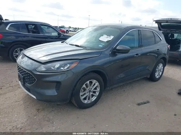 1FMCU0G65LUB23880 2020 FORD ESCAPE - Image 2