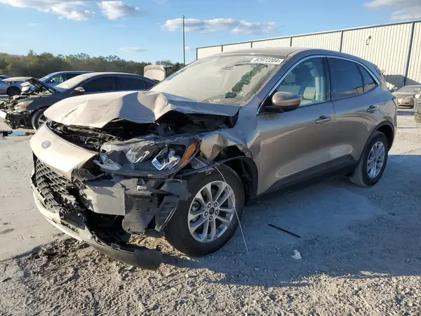 1FMCU0G65LUB38721 2020 FORD ESCAPE - Image 1