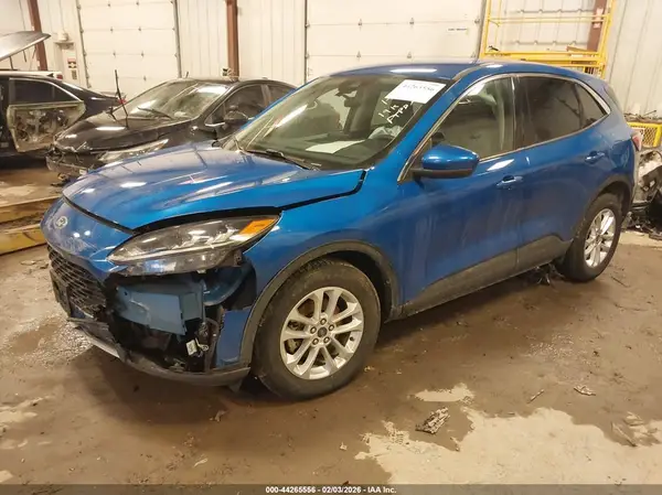 1FMCU0G65LUC35823 2020 FORD ESCAPE - Image 2