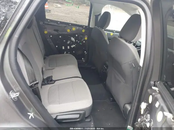 1FMCU0G65MUA22193 2021 FORD ESCAPE - Image 8