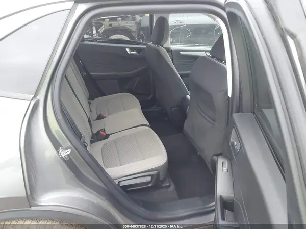 1FMCU0G65MUA46221 2021 FORD ESCAPE - Image 8