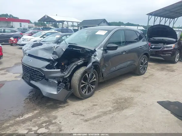 1FMCU0G65NUA22566 2022 FORD ESCAPE - Image 2