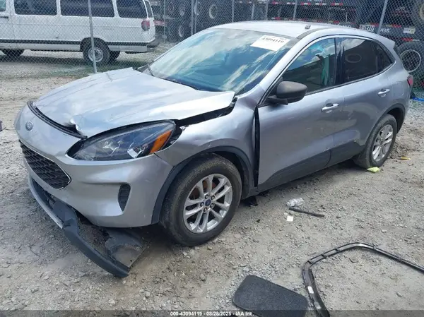 1FMCU0G65NUA45815 2022 FORD ESCAPE - Image 2