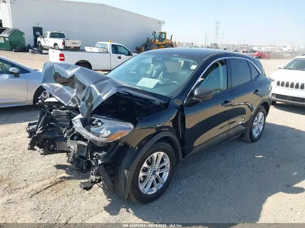 1FMCU0G65NUA67782 2022 FORD ESCAPE - Image 2