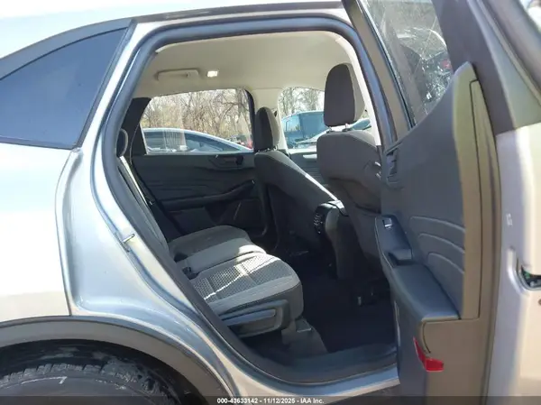 1FMCU0G65NUB18262 2022 FORD ESCAPE - Image 8