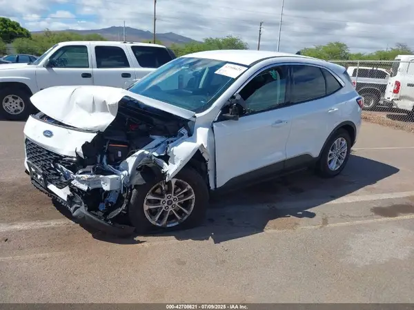 1FMCU0G65NUB28323 2022 FORD ESCAPE - Image 2