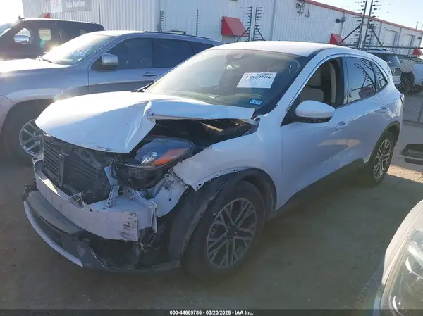 1FMCU0G66LUA00749 2020 FORD ESCAPE - Image 2