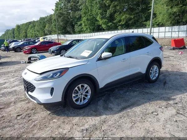 1FMCU0G66LUB56824 2020 FORD ESCAPE - Image 2