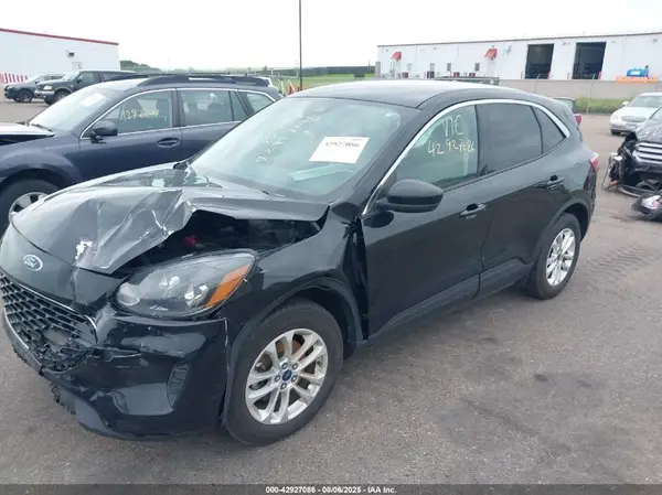 1FMCU0G66LUC01499 2020 FORD ESCAPE - Image 2