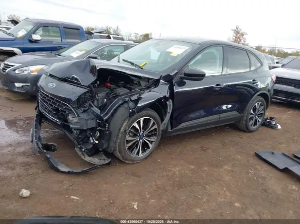 1FMCU0G66MUB34579 2021 FORD ESCAPE - Image 2