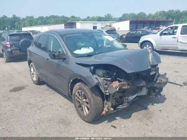 1FMCU0G66NUA05582 2022 FORD ESCAPE - Image 1