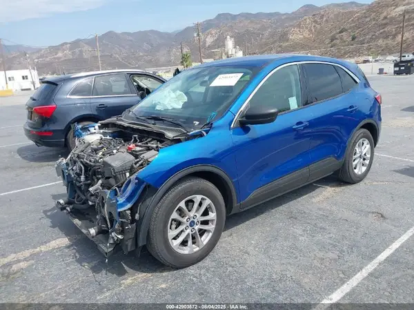 1FMCU0G66NUB38682 2022 FORD ESCAPE - Image 2