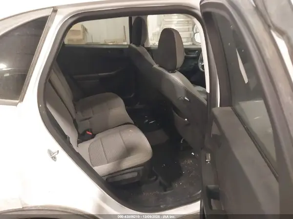 1FMCU0G66NUB96257 2022 FORD ESCAPE - Image 8