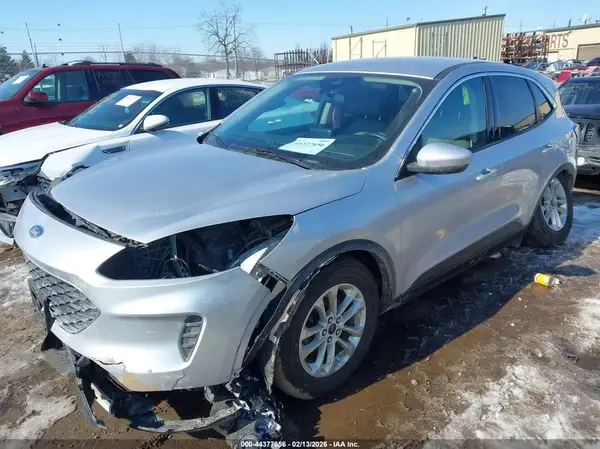 1FMCU0G67LUB22195 2020 FORD ESCAPE - Image 2