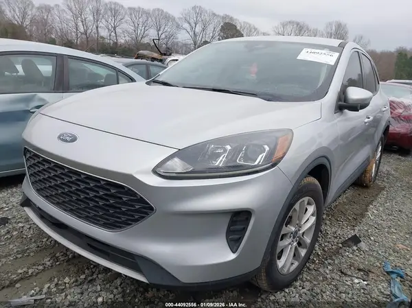 1FMCU0G67LUB38137 2020 FORD ESCAPE - Image 2