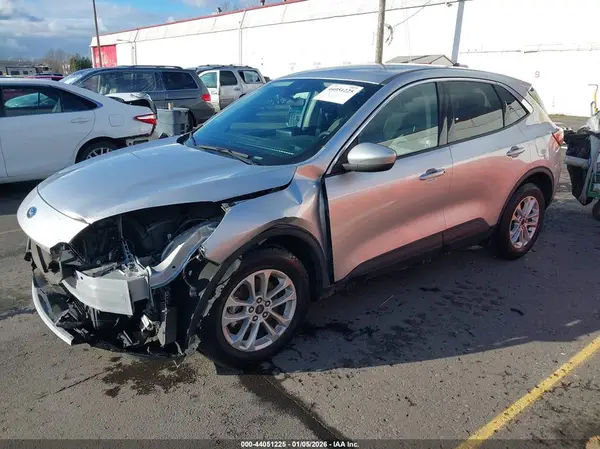 1FMCU0G67LUB70862 2020 FORD ESCAPE - Image 2