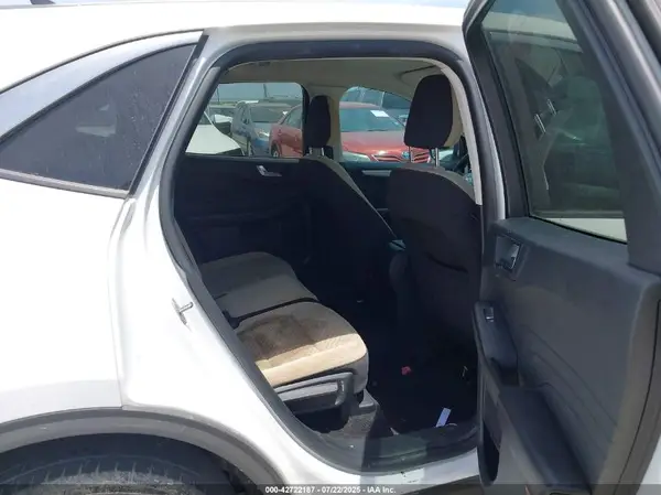 1FMCU0G67MUA22633 2021 FORD ESCAPE - Image 8