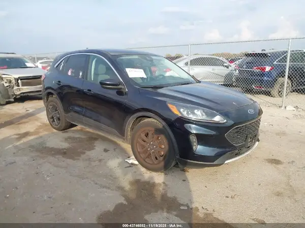1FMCU0G67MUA45605 2021 FORD ESCAPE - Image 1