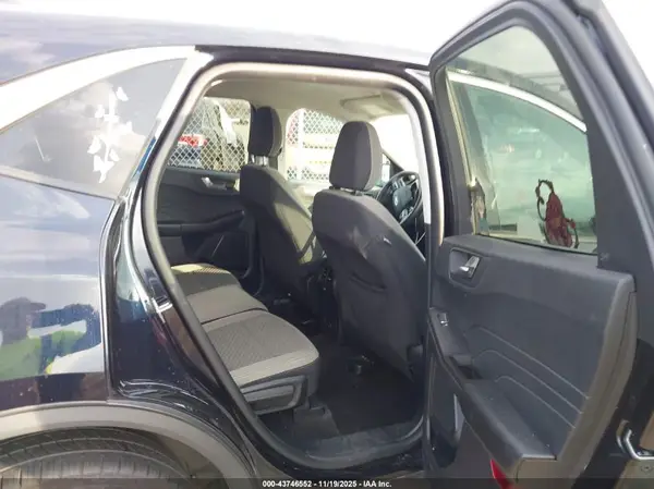 1FMCU0G67MUA45605 2021 FORD ESCAPE - Image 8