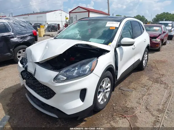 1FMCU0G67MUB00165 2021 FORD ESCAPE - Image 2