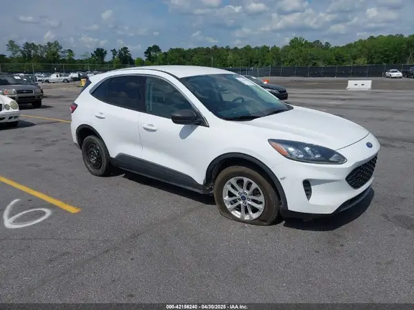 1FMCU0G67NUA84373 2022 FORD ESCAPE - Image 1