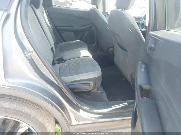 1FMCU0G67NUB01592 2022 FORD ESCAPE - Image 8