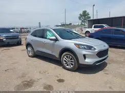 1FMCU0G68LUB22240 2020 FORD ESCAPE