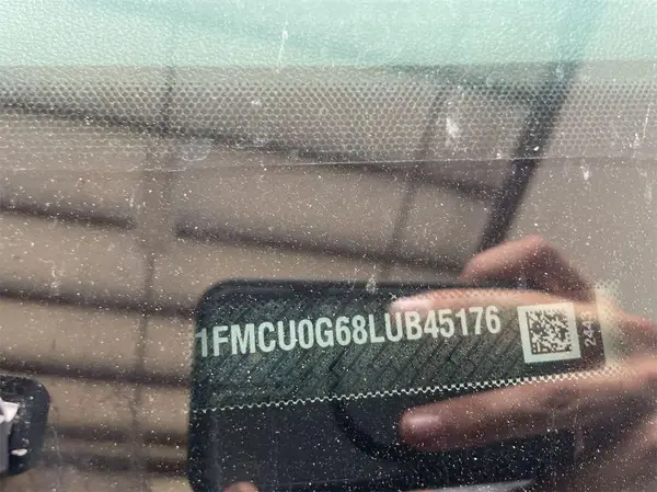 1FMCU0G68LUB45176 2020 FORD ESCAPE - Image 2