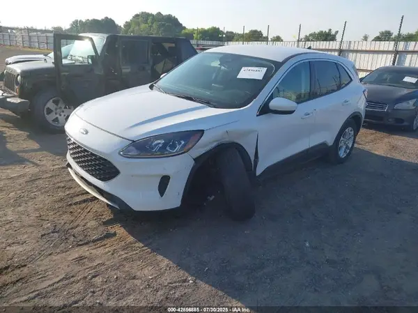 1FMCU0G68MUA28439 2021 FORD ESCAPE - Image 2